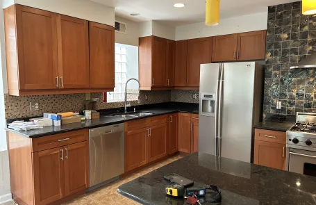 2 Bedroom Jefferson Park Apartment