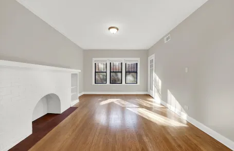 2 Bedroom Logan Square Apartment