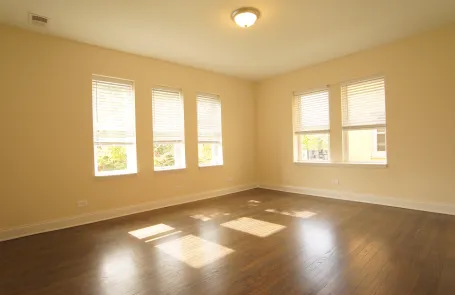 1 Bedroom Logan Square Apartment
