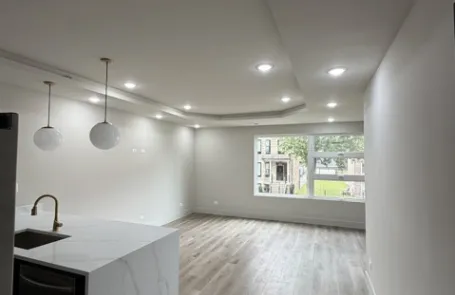 3 Bedroom Woodlawn Apartment