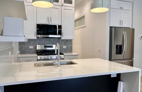 3 Bedroom Lakeview Condo
