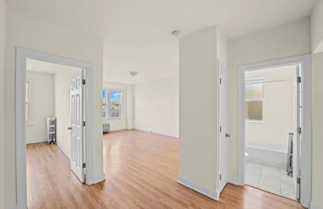 1 Bedroom Logan Square Apartment