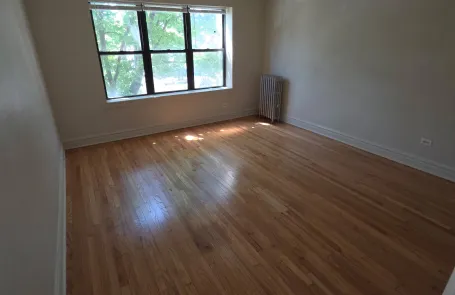 1 Bedroom Montclare Apartment