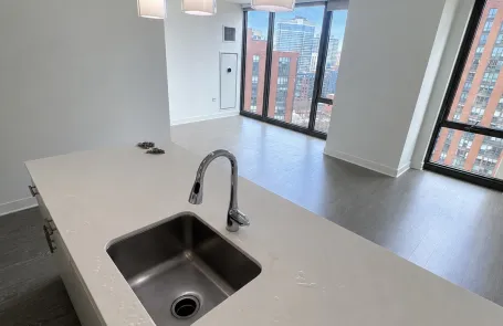 Studio South Loop Apartment