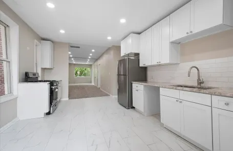 3 Bedroom Humboldt Park Apartment