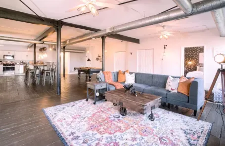 4 Bedroom South Loop Apartment