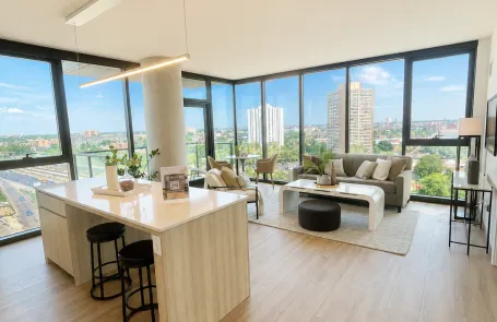 2 Bedroom Tri-Taylor Apartment