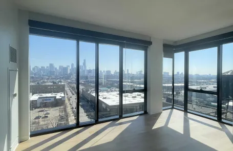 1 Bedroom Lincoln Park Apartment