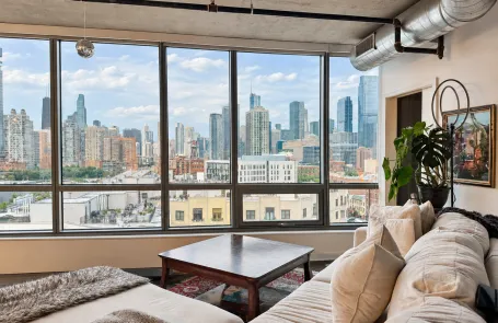 2 Bedroom Fulton Market Apartment