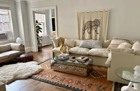 1 Bedroom Lakeview Apartment
