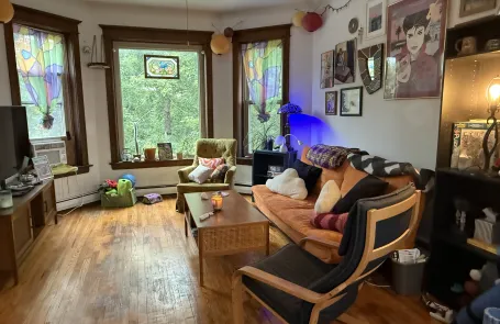 3 Bedroom Logan Square Apartment