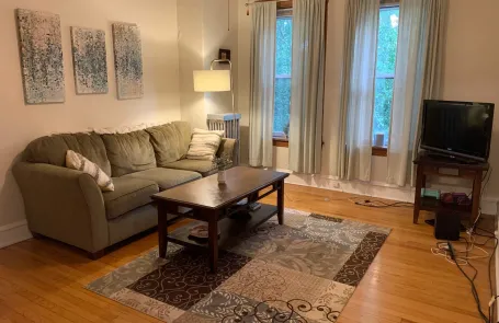 2 Bedroom North Center Apartment