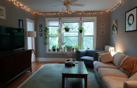 1 Bedroom Lakeview Apartment