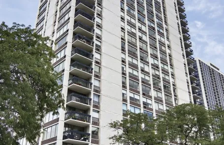 1 Bedroom Gold Coast Condo