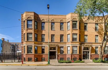 3 Bedroom Lakeview Condo