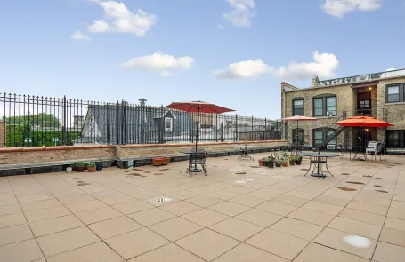 1 Bedroom Logan Square Apartment