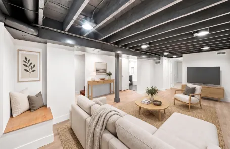 3 Bedroom Humboldt Park Apartment