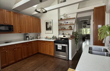 2 Bedroom Hamlin Park Apartment