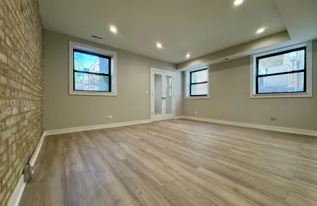2 Bedroom Uptown Apartment