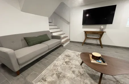 2 Bedroom Hamlin Park Apartment