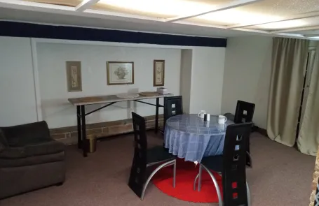 Studio Jefferson Park Apartment