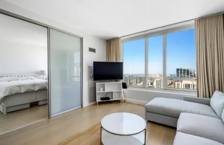 1 Bedroom River North Condo