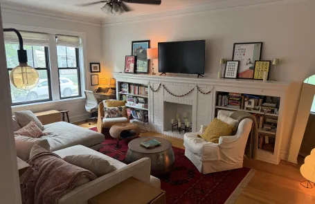 2 Bedroom Andersonville Condo