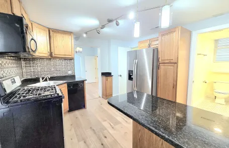 2 Bedroom Humboldt Park Apartment