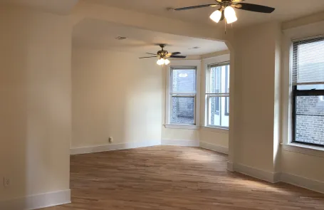 2 Bedroom Humboldt Park Apartment