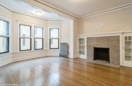 1 Bedroom Logan Square Apartment