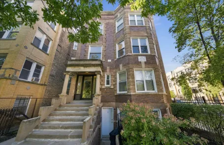 3 Bedroom Humboldt Park Apartment