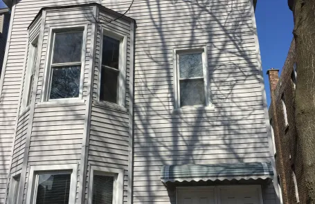 1 Bedroom Logan Square Apartment