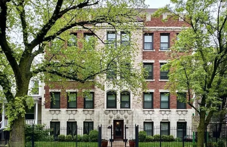 Studio Ravenswood Apartment