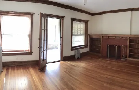 2 Bedroom Edgewater Apartment