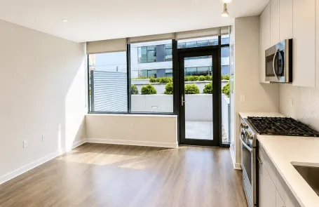 Studio South Loop Apartment
