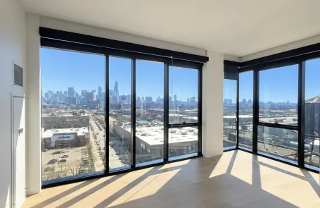 1 Bedroom Lincoln Park Apartment