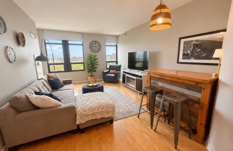 1 Bedroom South Loop Condo