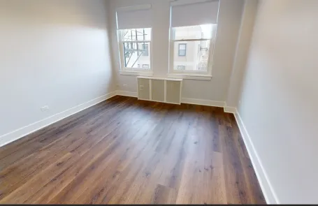 1 Bedroom Lakeview Apartment