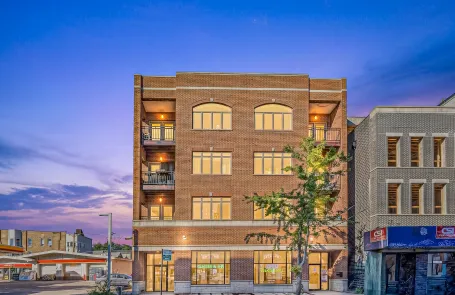 2 Bedroom Lakeview Condo