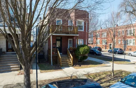 2 Bedroom Logan Square Apartment