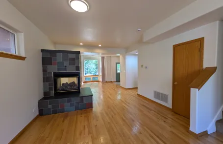 3 Bedroom Kenwood Townhome