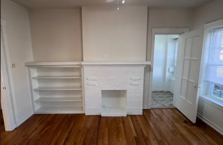 2 Bedroom Rogers Park Apartment