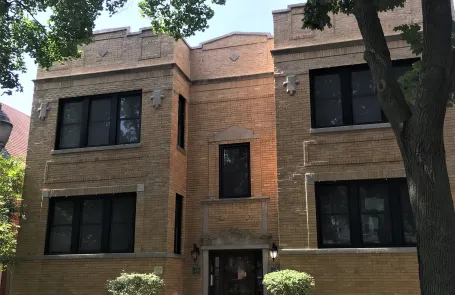 3 Bedroom Irving Park Apartment