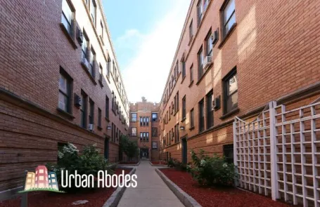 1 Bedroom Lakeview Apartment