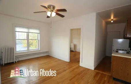 1 Bedroom Lakeview Apartment