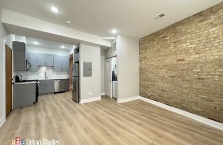 1 Bedroom Lincoln Park Apartment