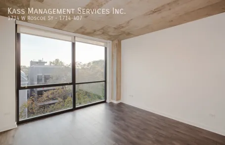 1 Bedroom Lakeview Apartment