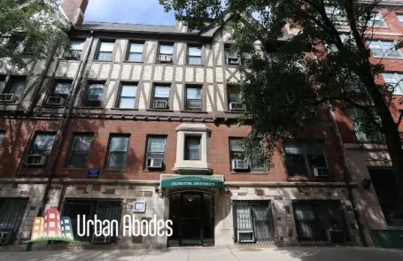 Studio Lincoln Park Apartment