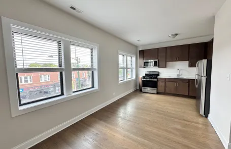 1 Bedroom Logan Square Apartment