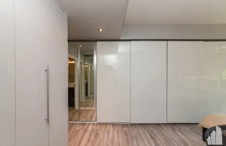 2 Bedroom Streeterville Apartment